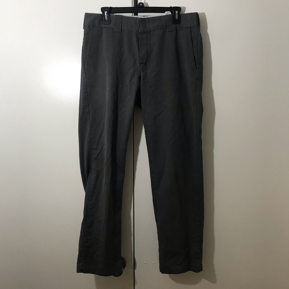 Men's Dickies Gray Workpant
Slim Taper Size 34x32